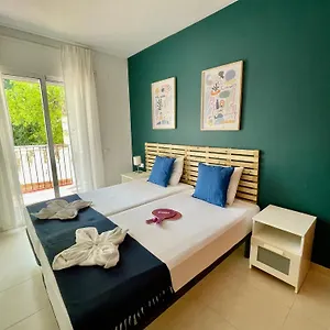 https://sant-pau-beach-home-with-terrace.catalonia-hotels.com